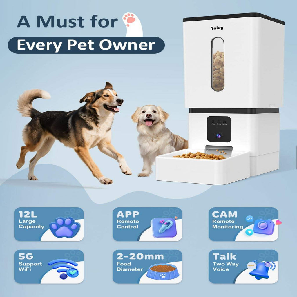 Pet food dispenser with two dogs on a blue background, featuring text and icons about its features.